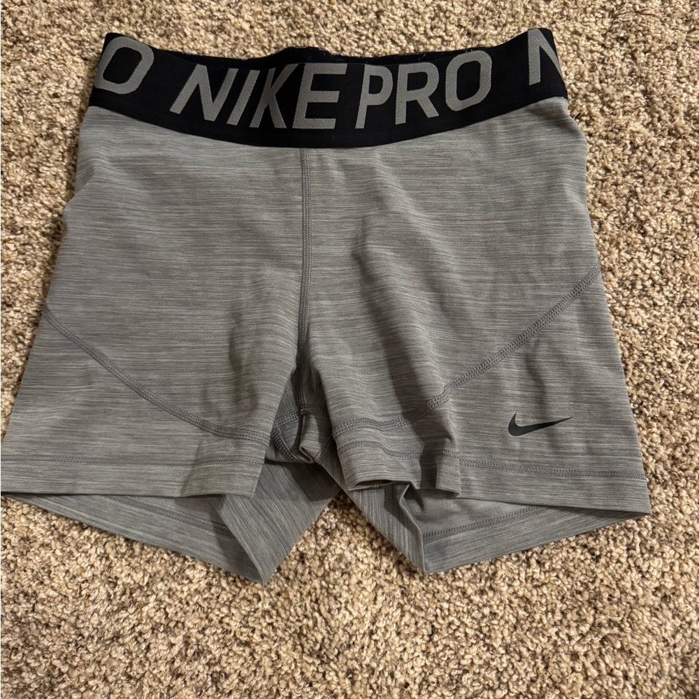 Women’s size medium Nike spandex
